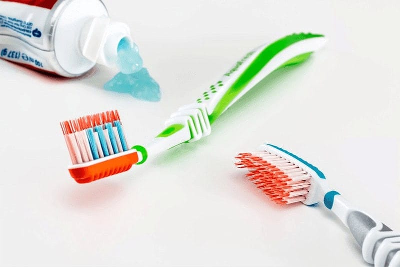 good oral hygiene kit
